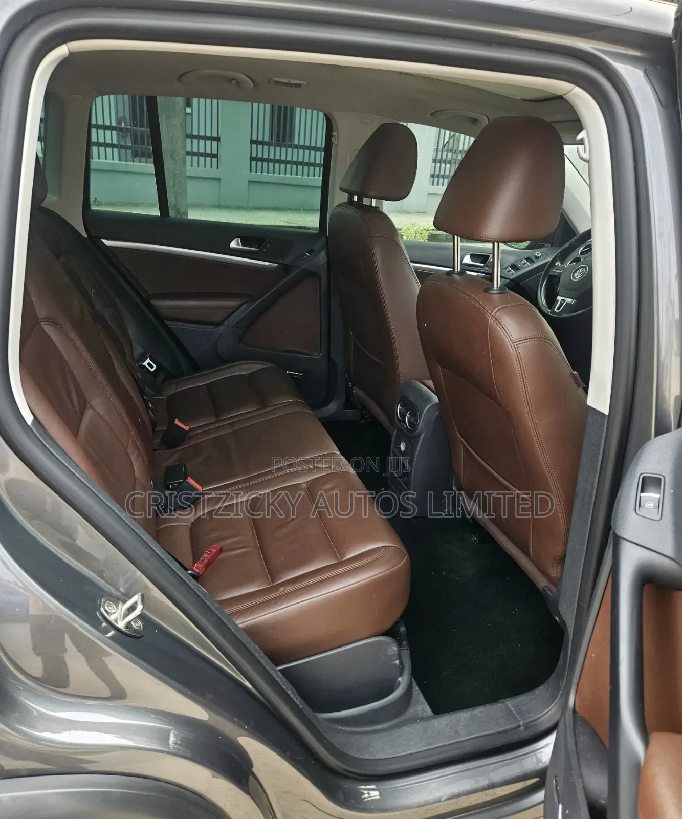 Volkswagen Tiguan 2012 Gray