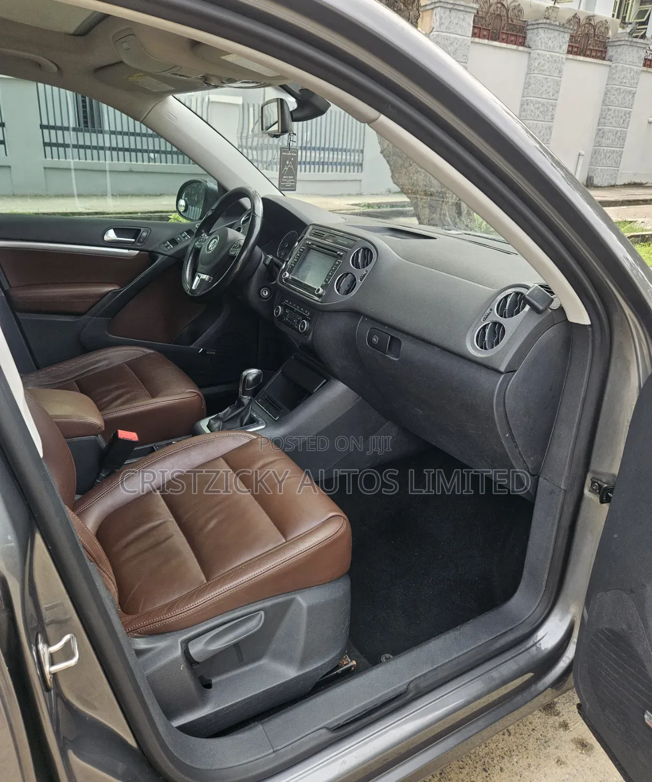 Volkswagen Tiguan 2012 Gray