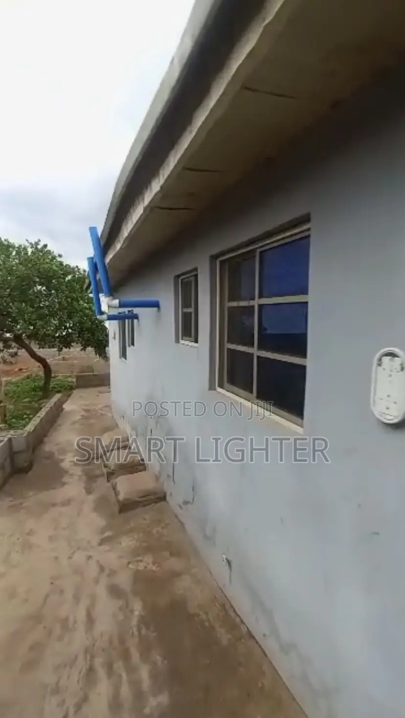 4bdrm Bungalow in Phase 1 / Jikwoyi for sale