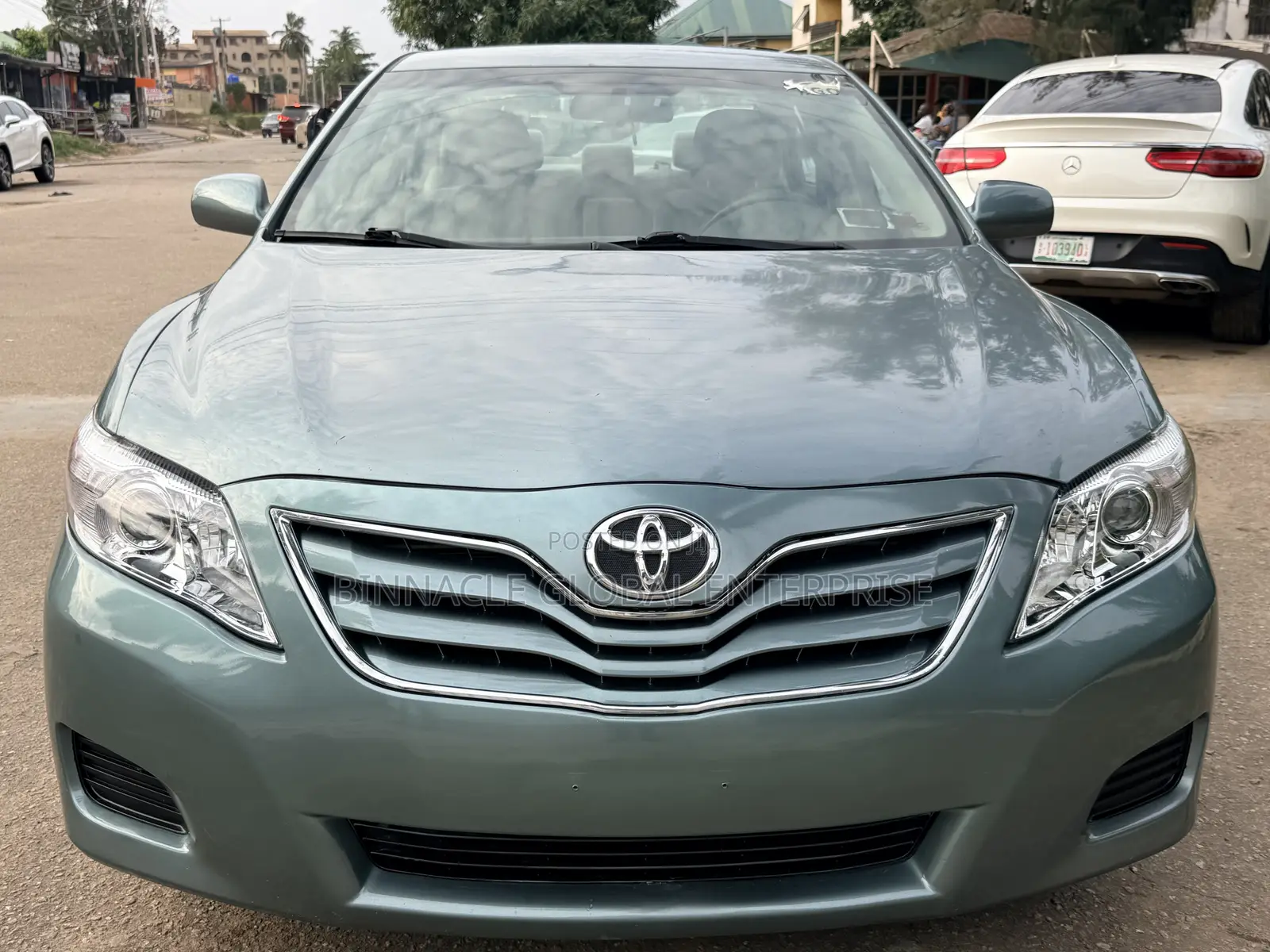 Toyota Camry LE 4dr Sedan (2.5L 4cyl 6A) 2011 Green