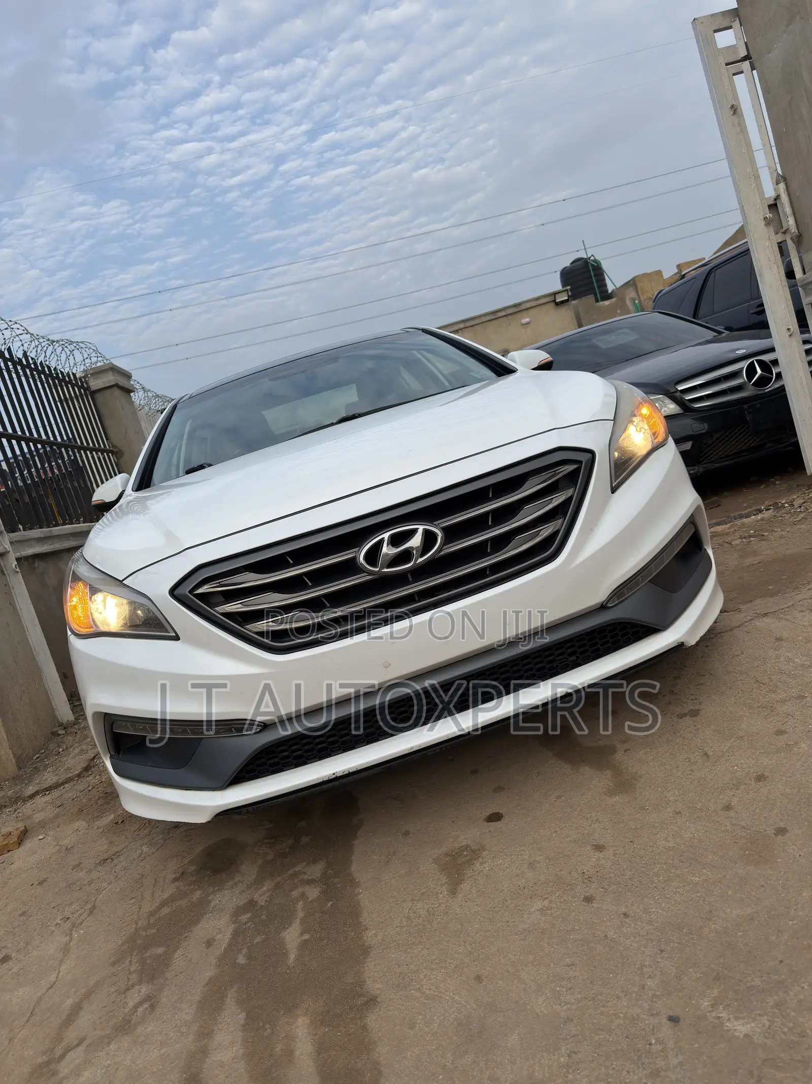 Hyundai Sonata Sport 4dr Sedan (2.4L 4cyl 6A) 2015 White