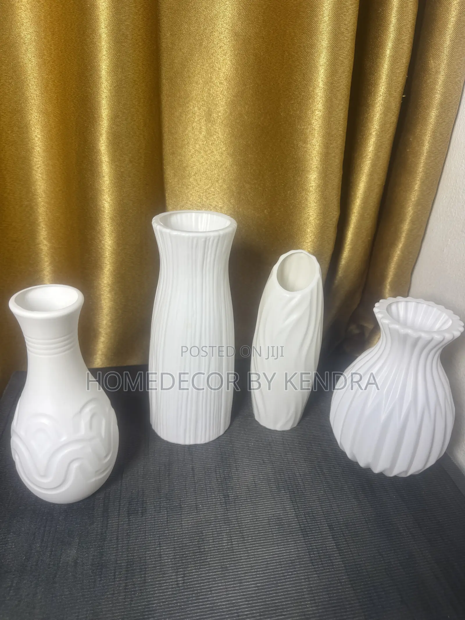 Minimal Plastic Flower Vase Only
