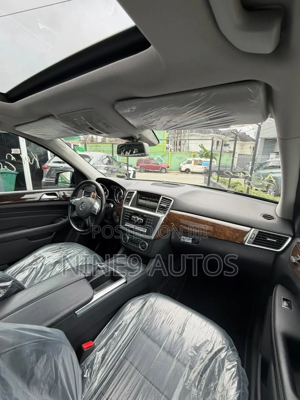 Mercedes-Benz M Class ML350 4dr SUV (3.5L 6cyl 7A) 2014 Black