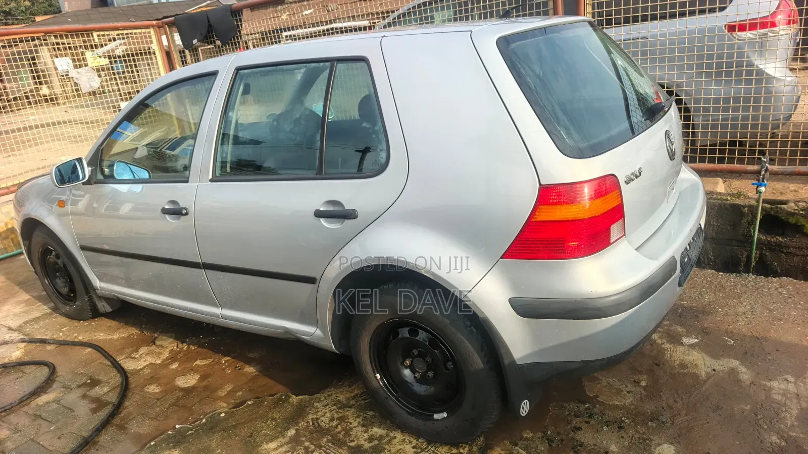 Volkswagen Golf 1.6 2003 Silver