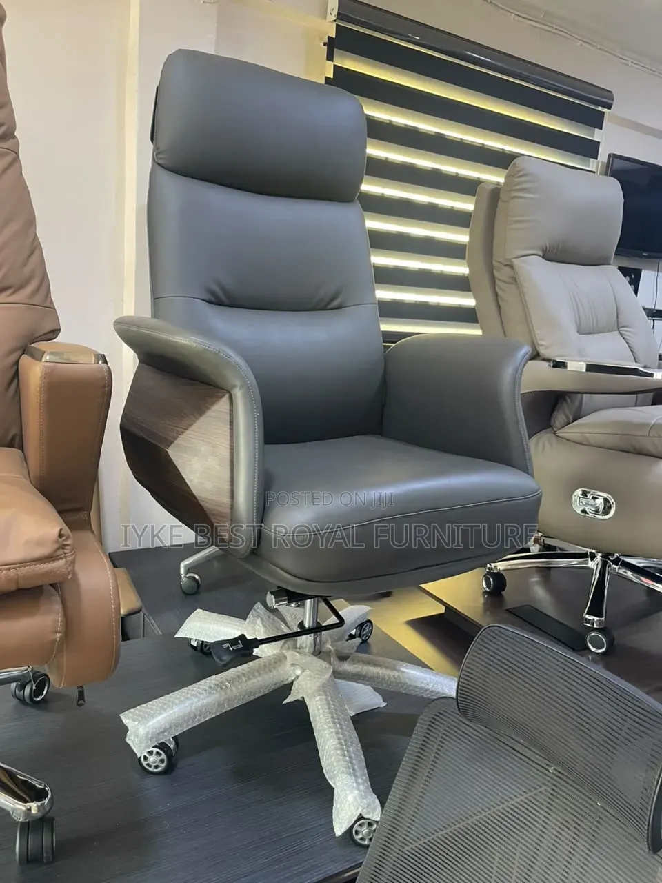 Office Executive Director Swivel Chair