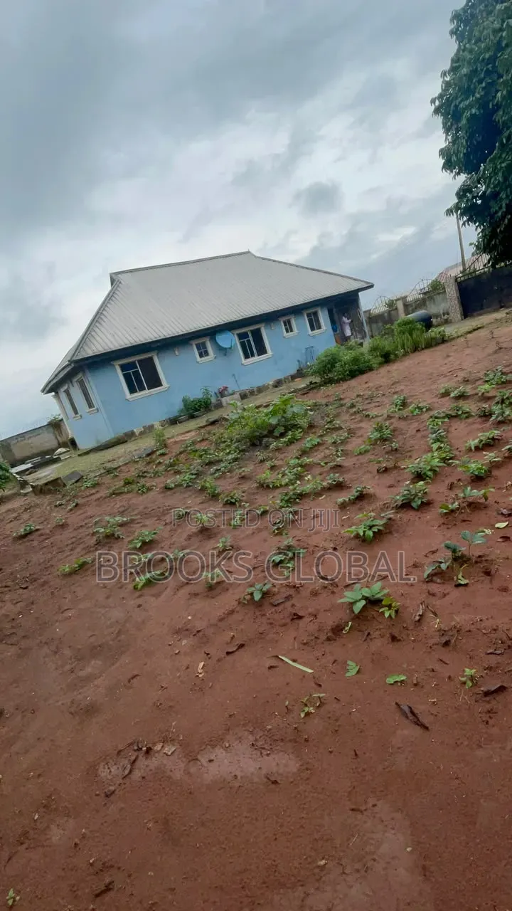 2bdrm Bungalow in Benin City for sale