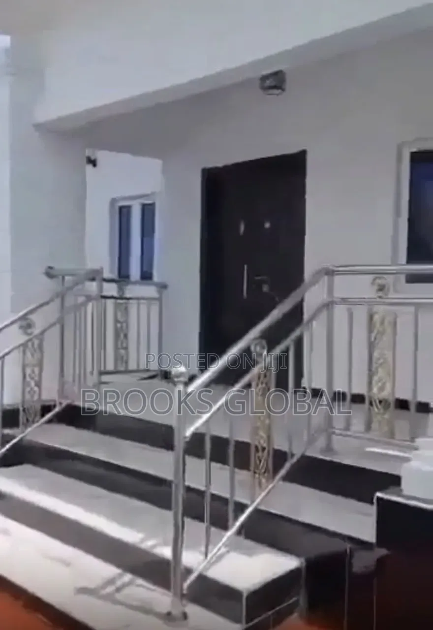3bdrm Bungalow in Benin City for sale