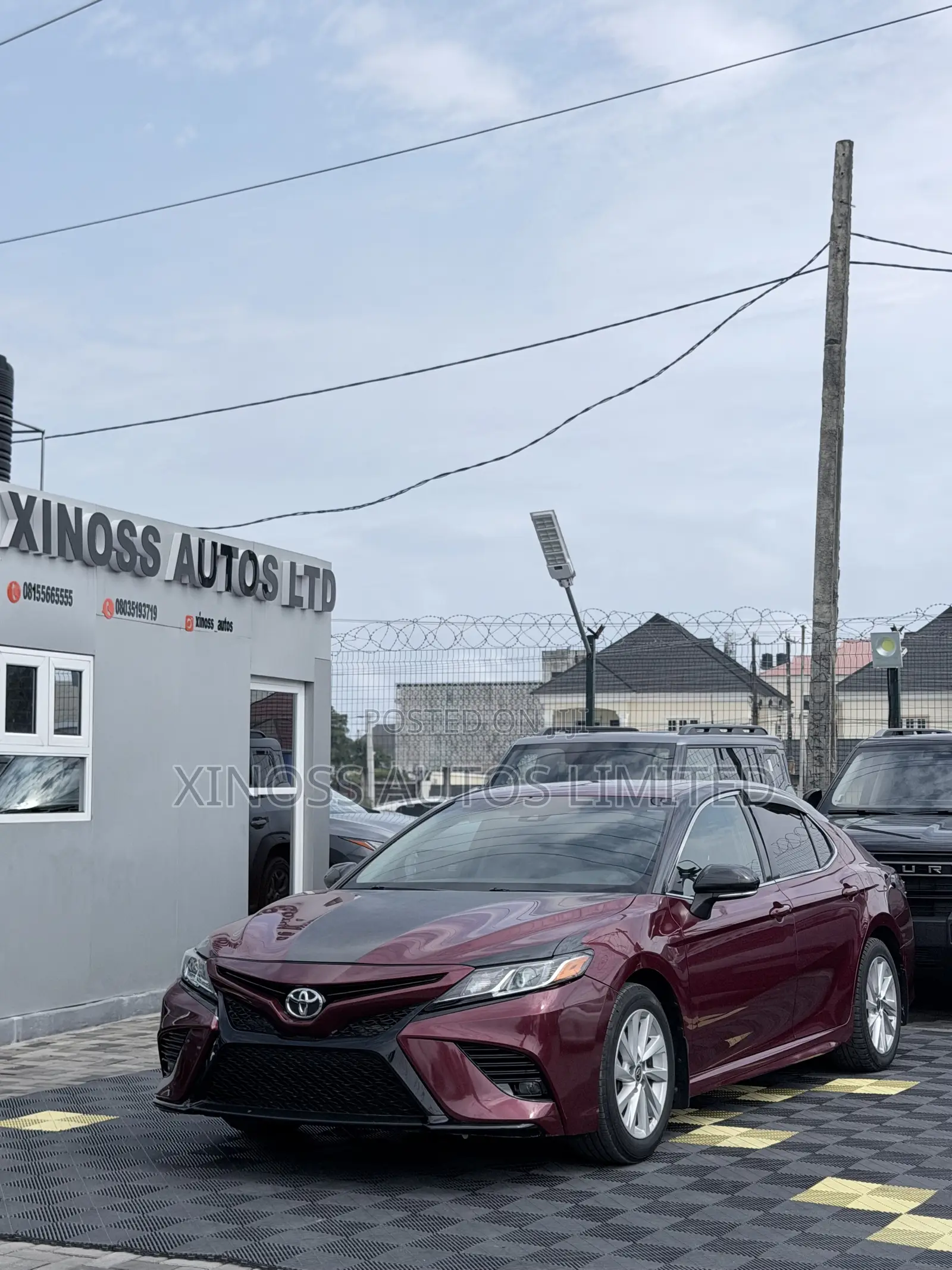 Toyota Camry SE FWD (2.5L 4cyl 8AM) 2018 Burgundy