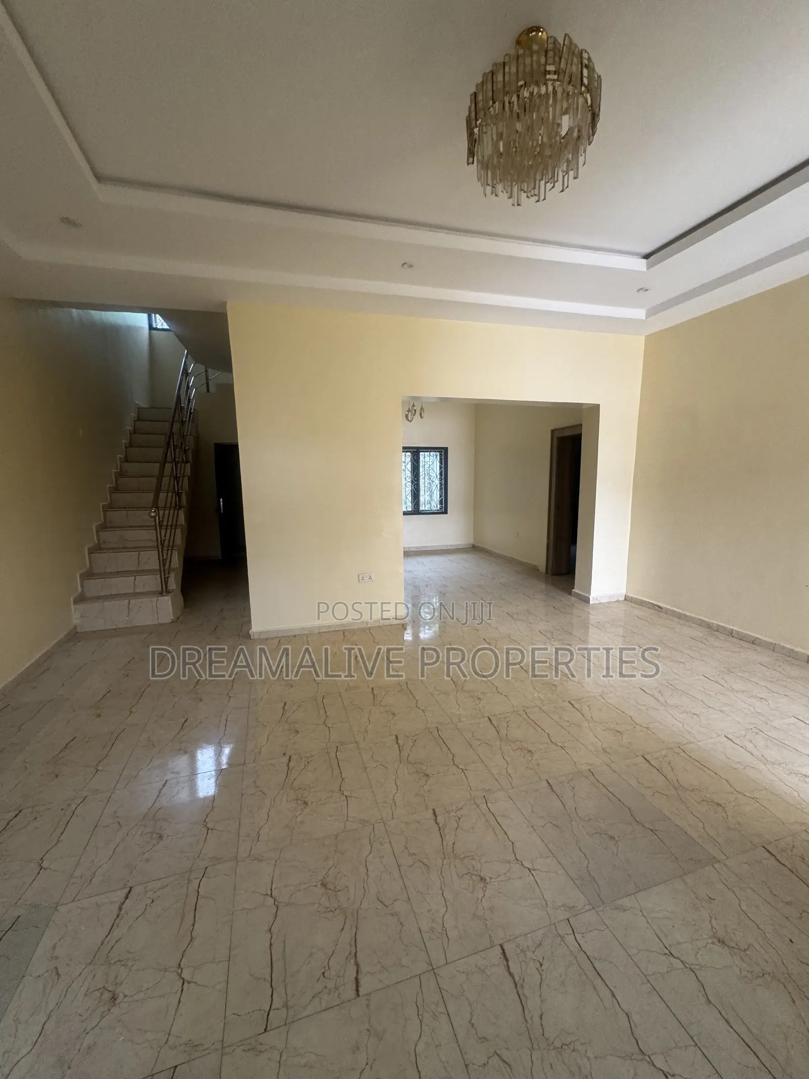 4bdrm Duplex in Life Camp for rent