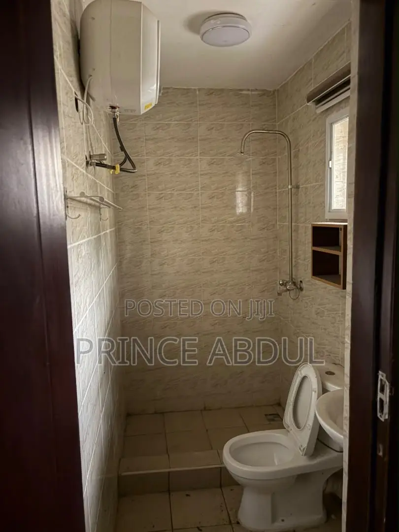 3bdrm Block of Flats in Life Camp for rent