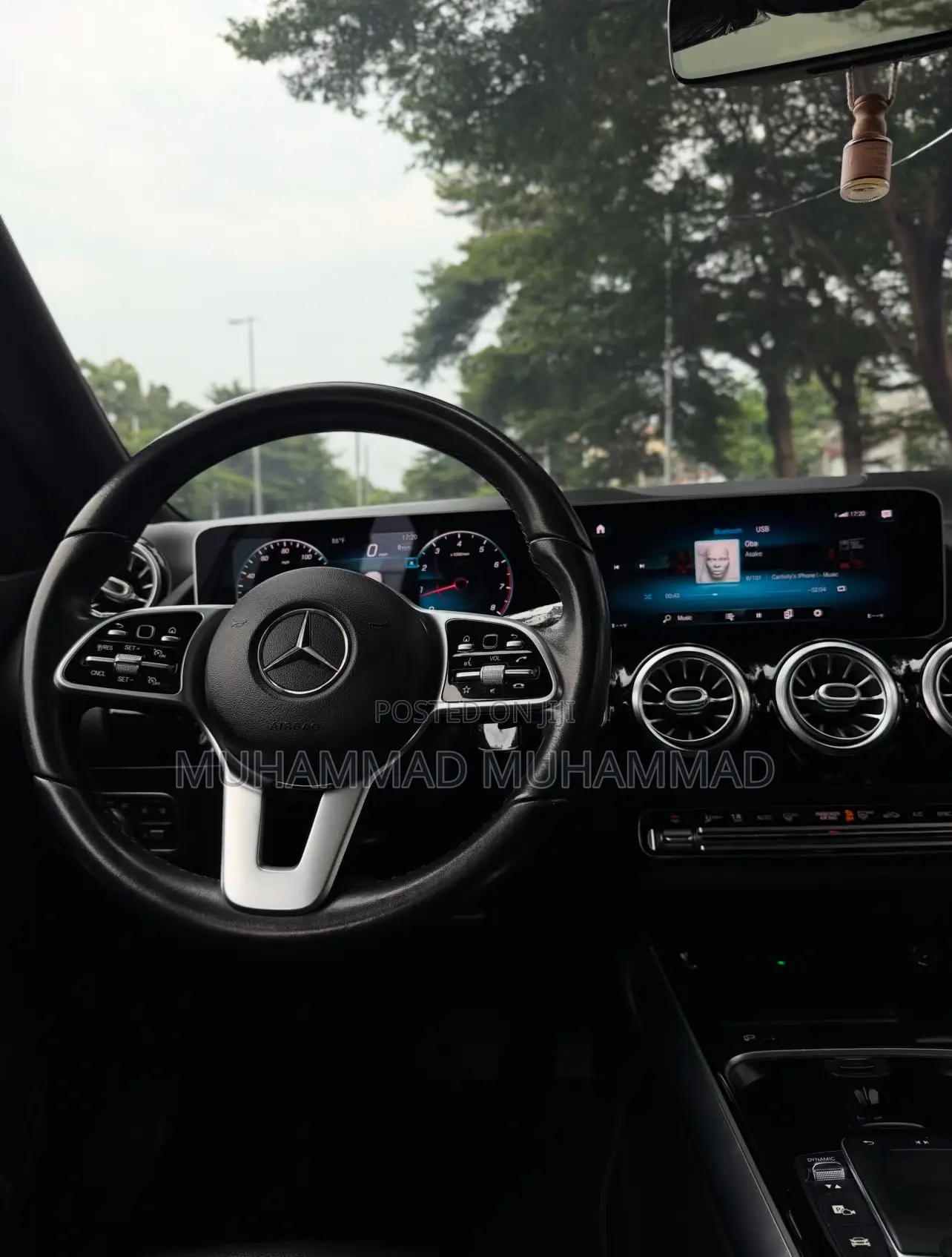Mercedes-Benz GLA 250 2021 Red