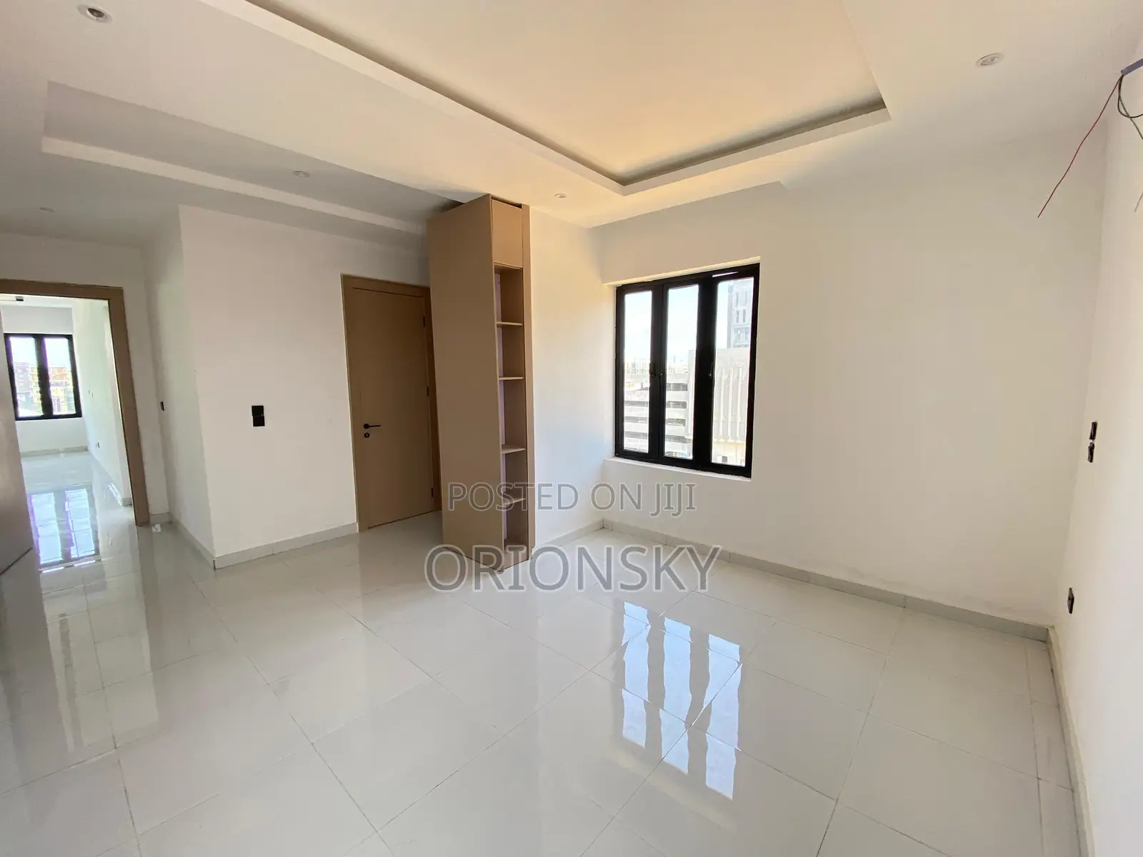 3bdrm Apartment in Lekki Phase 1 for sale