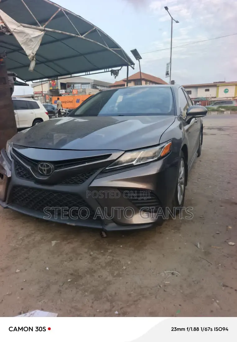 Toyota Camry 2018 Black