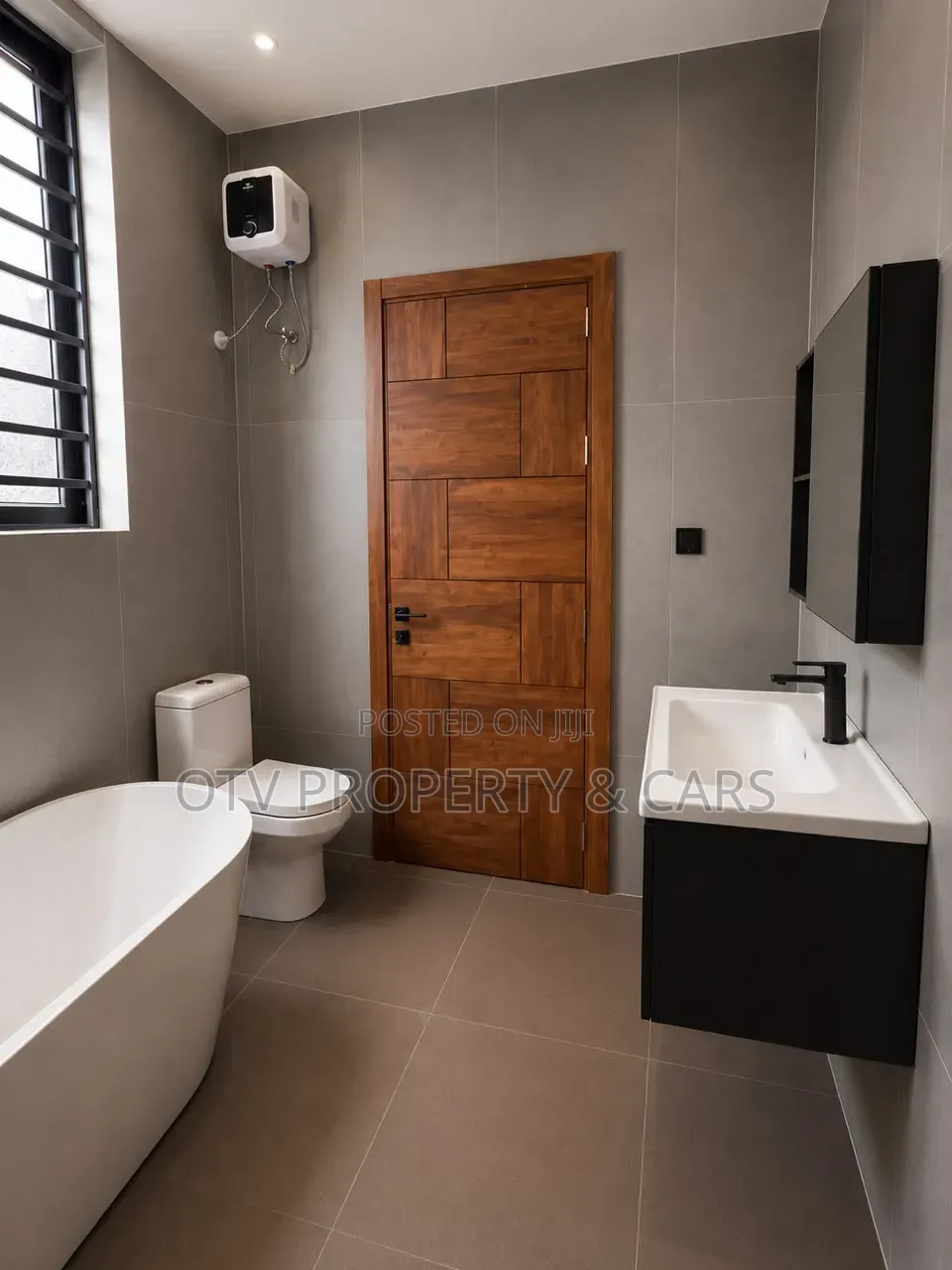 5bdrm Duplex in Lekki Phase 1 for sale