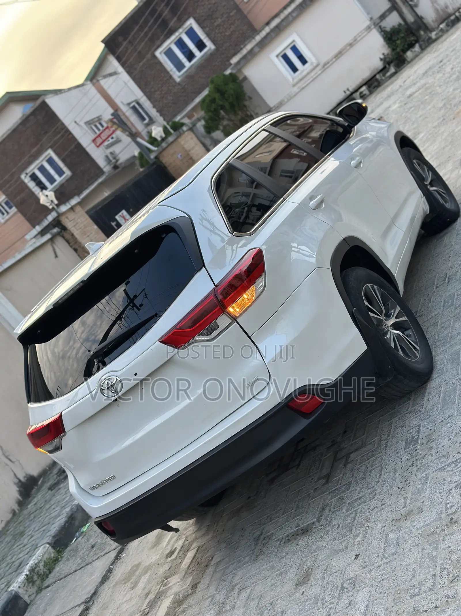 Toyota Highlander XLE V6 4x2 (3.5L 6cyl 6A) 2016 White