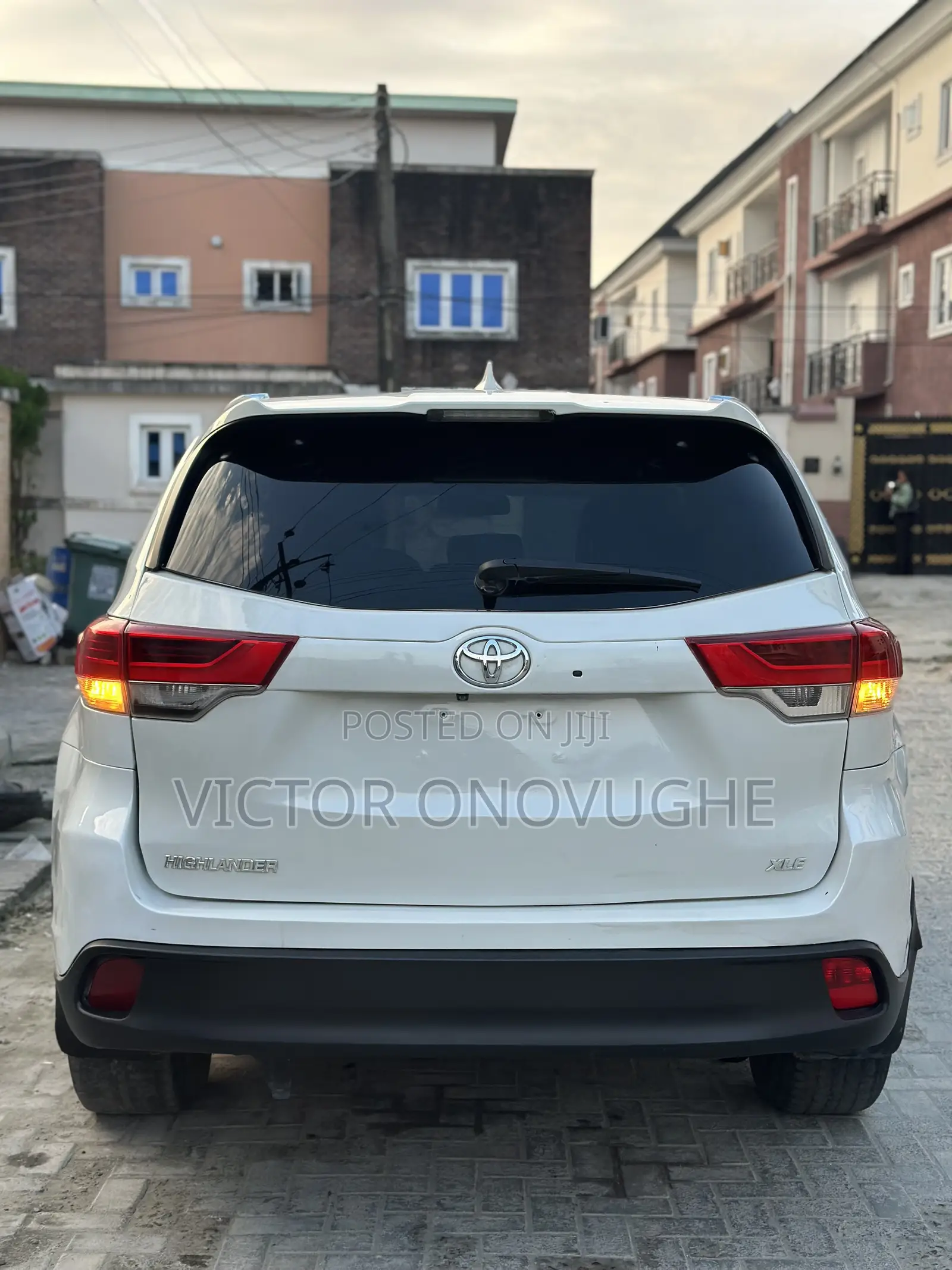 Toyota Highlander XLE V6 4x2 (3.5L 6cyl 6A) 2016 White