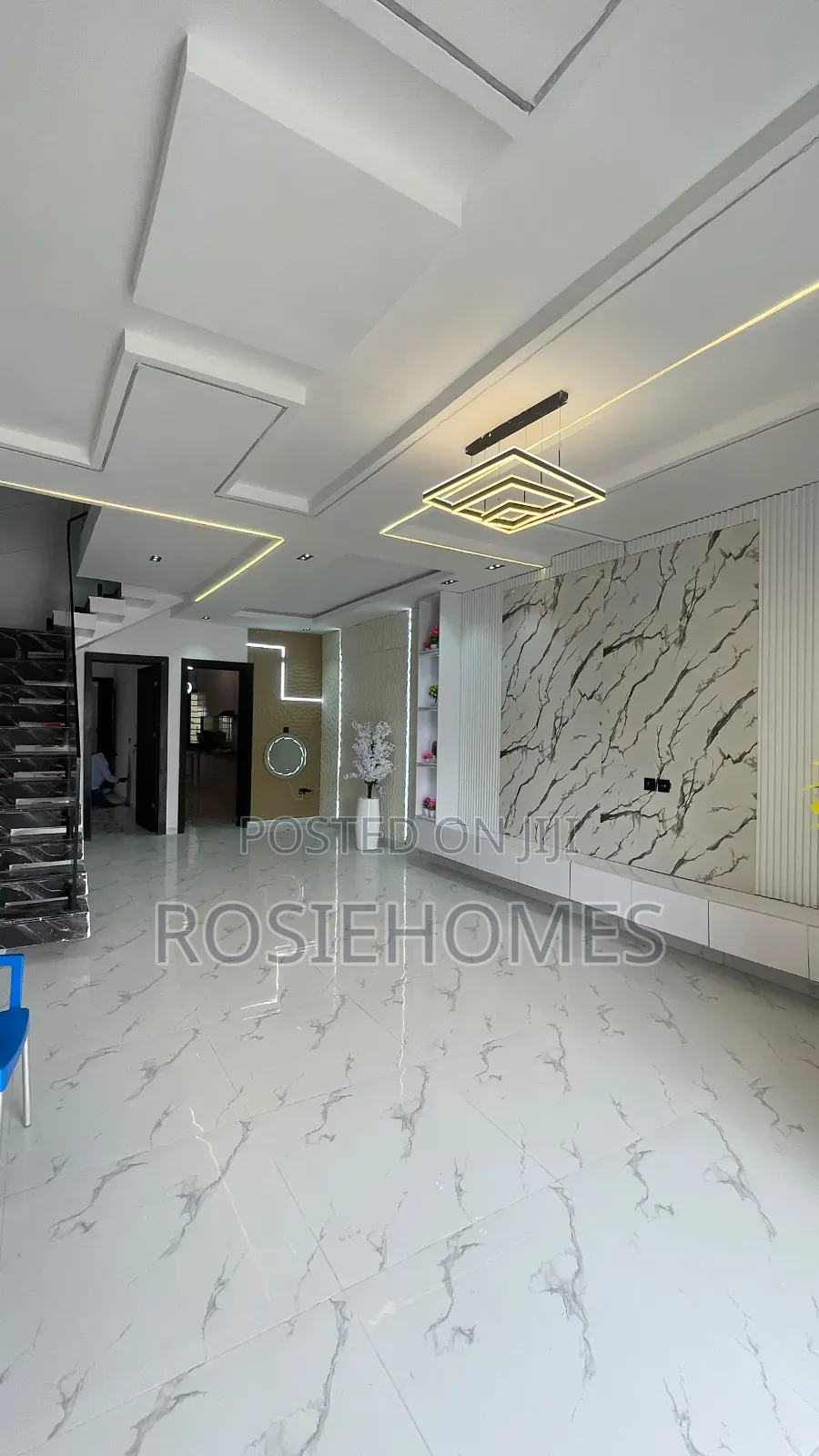 4bdrm Duplex in Ikota for sale
