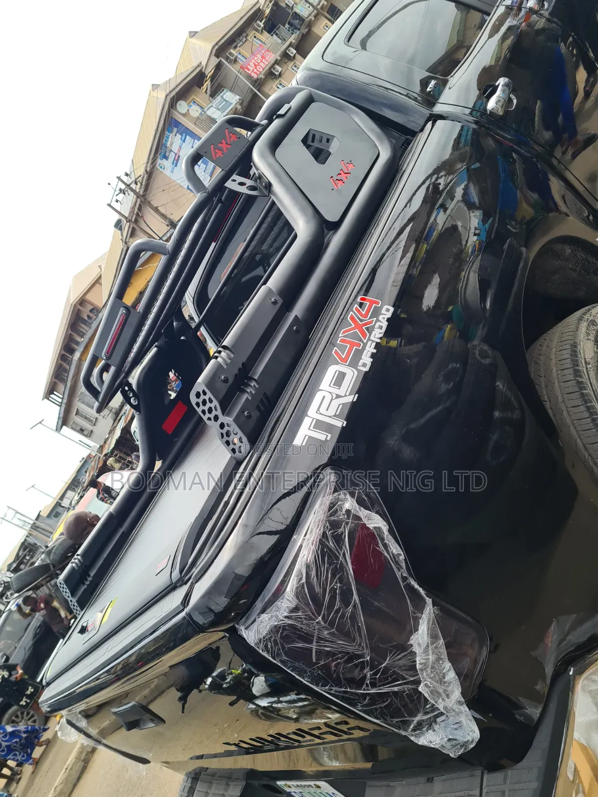 Manual Rolling Boot Cover With Off-Road Bar for Tundra at #$÷5