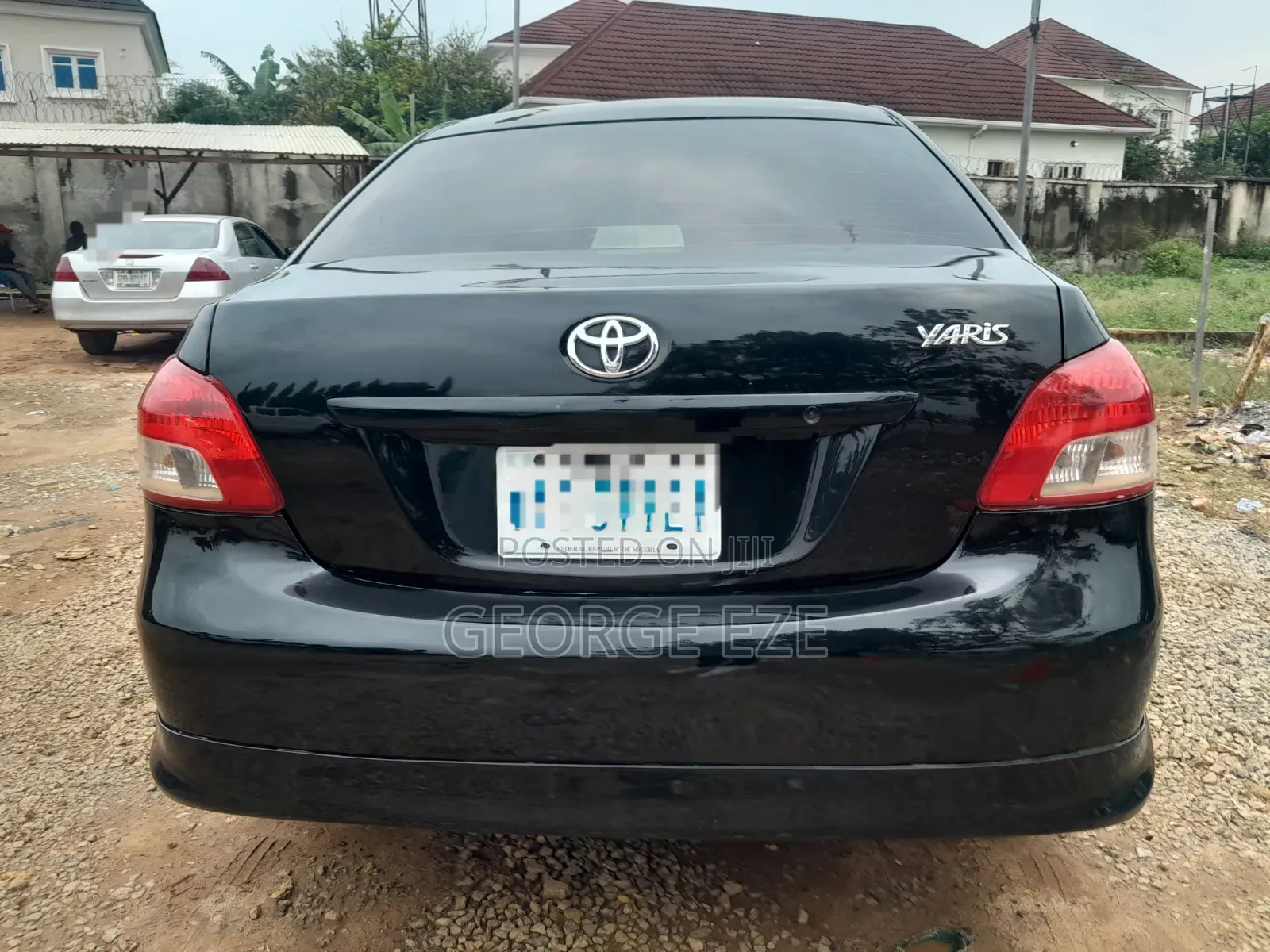 Toyota Yaris 2010 Black