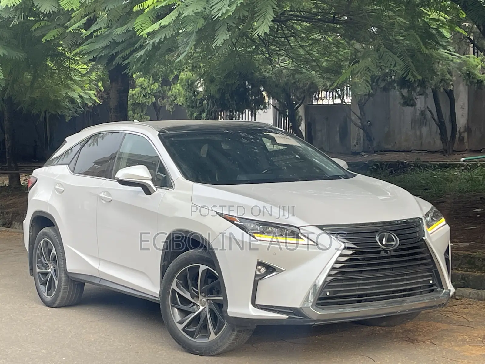 Lexus RX 350 AWD 2017 White