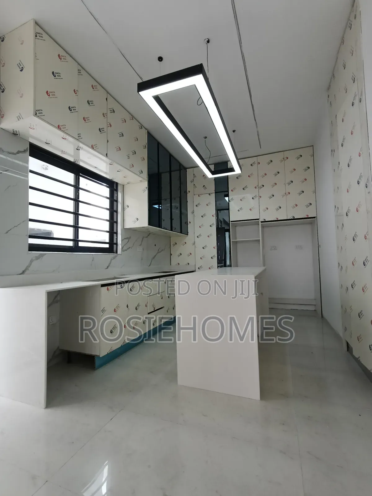 4bdrm Duplex in Orchid, Lekki Phase 1 for sale