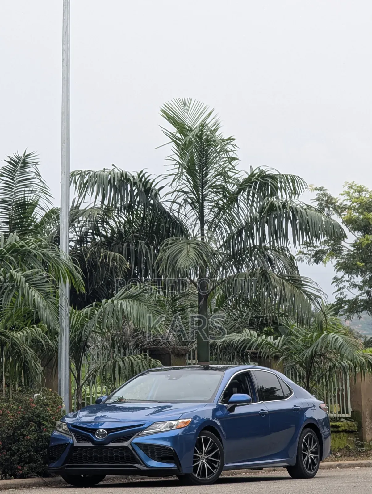 Toyota Camry XSE (2.5L 4cyl 8A) 2019 Blue