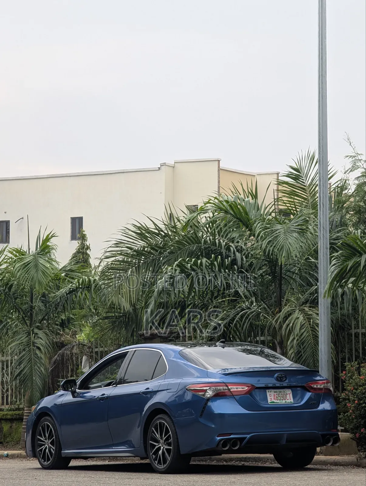 Toyota Camry XSE (2.5L 4cyl 8A) 2019 Blue