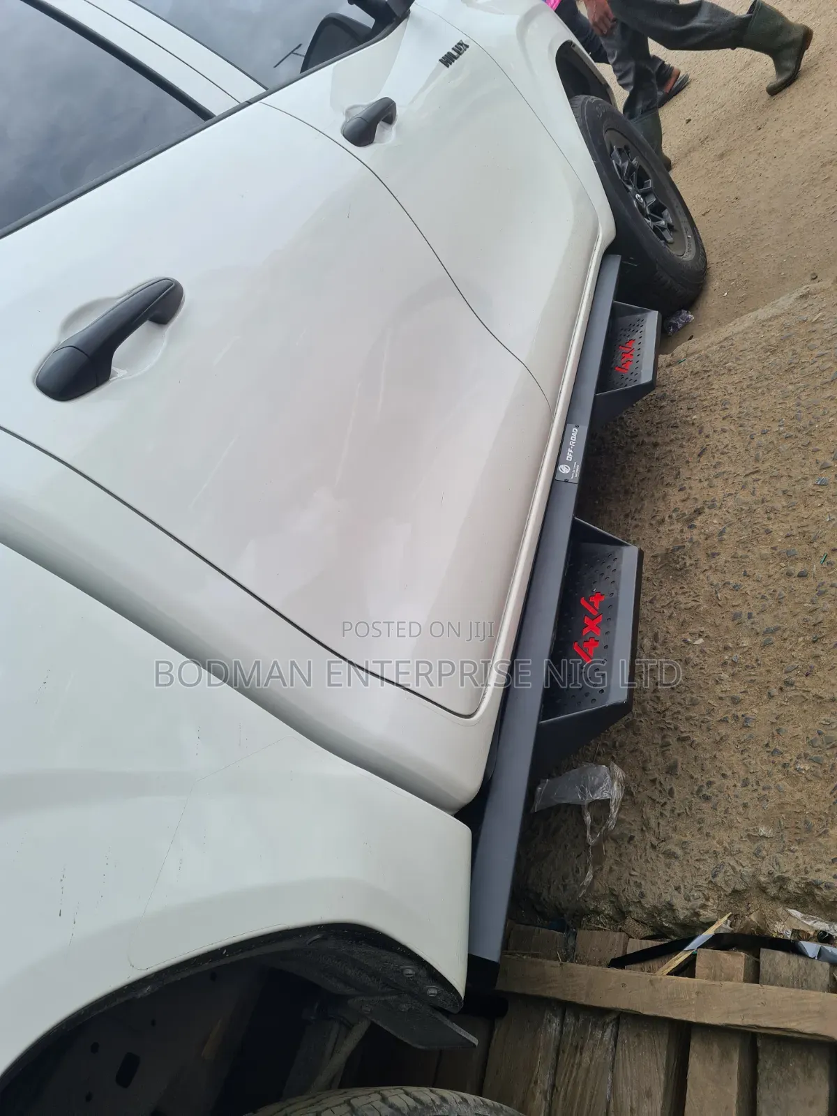 Off-Road Side Step for Toyota Hilux Travo ;,:%