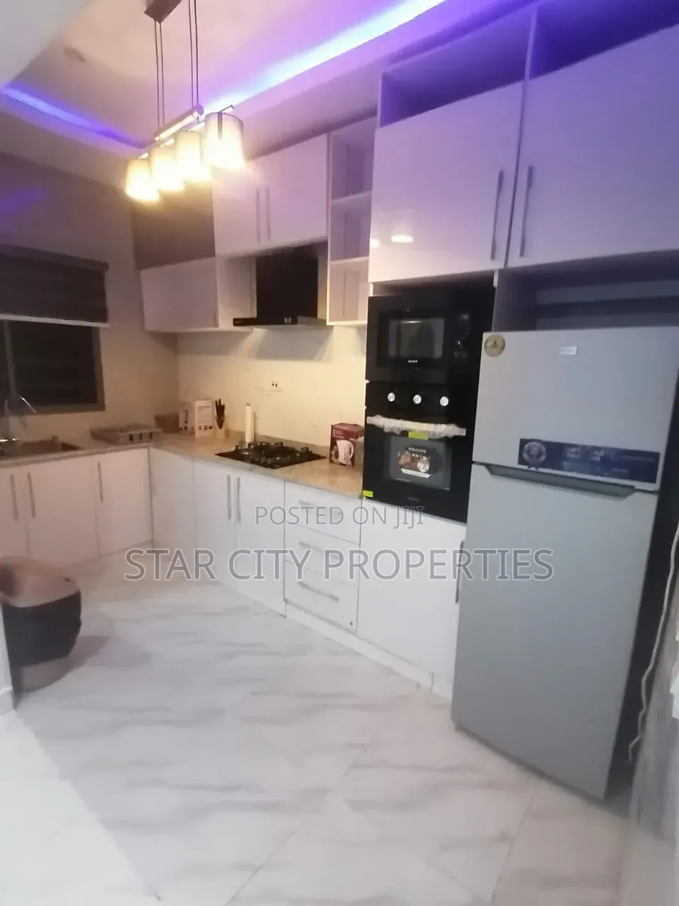3bdrm Apartment in Off Freedom Way, Lekki Phase 1 for rent