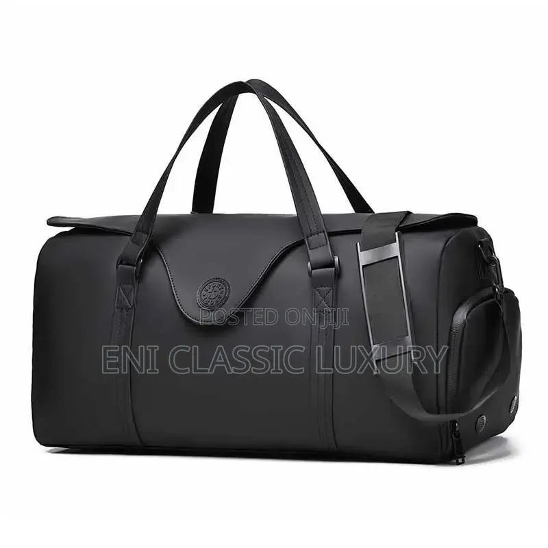 High Demand Luxury Men's Cargo Bags Well Branded