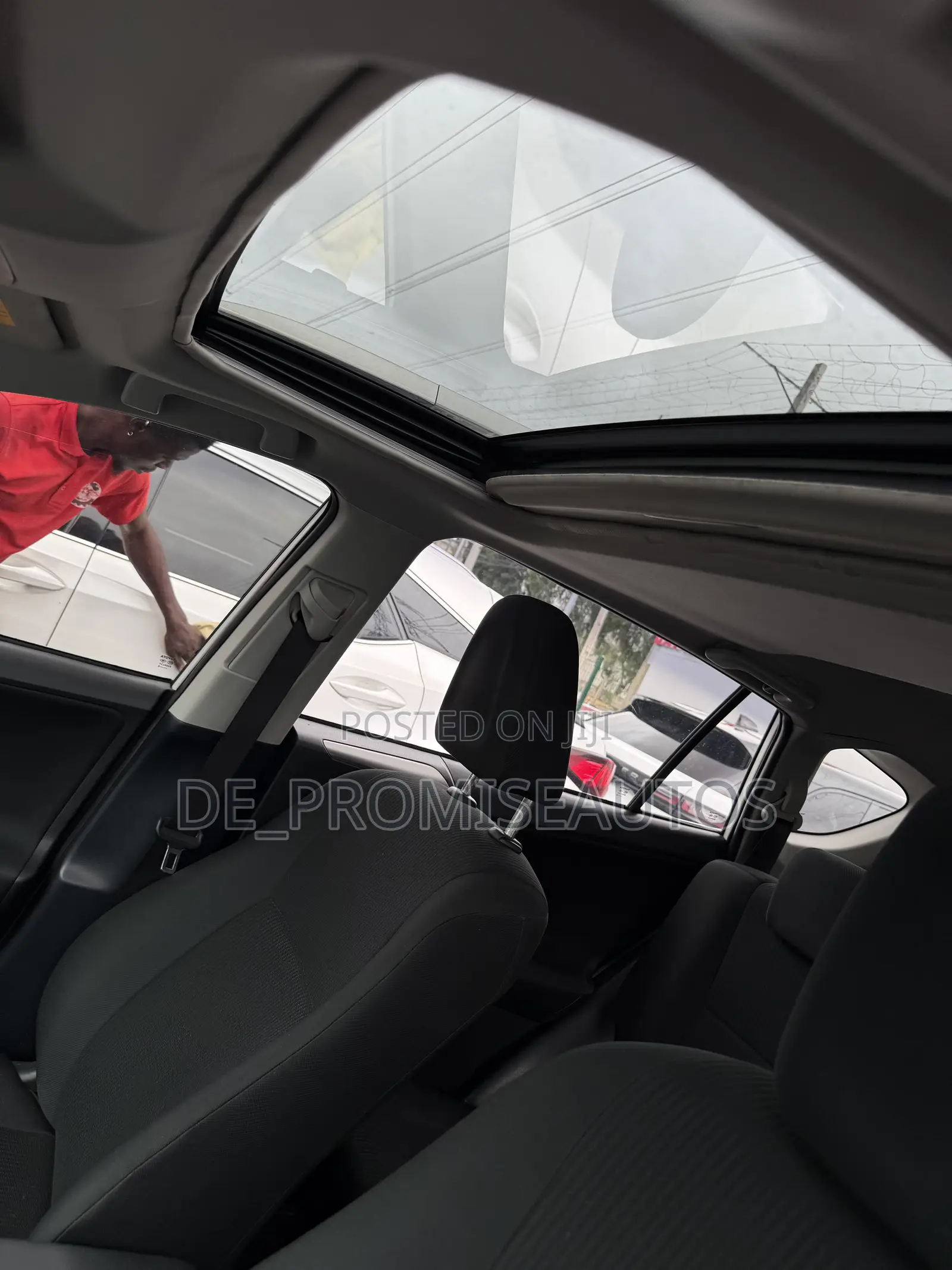 Toyota RAV4 2018 White