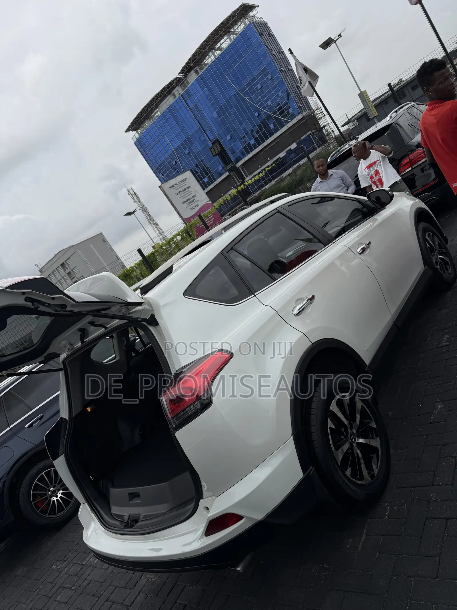 Toyota RAV4 2018 White