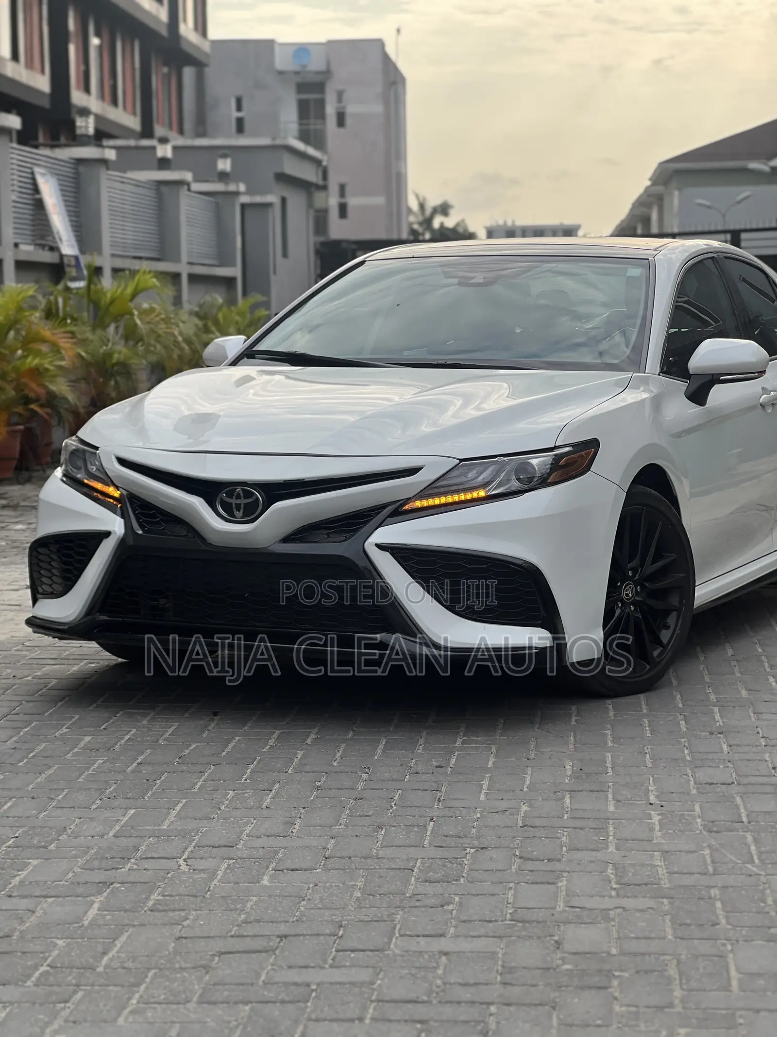Toyota Camry XSE 2023 White