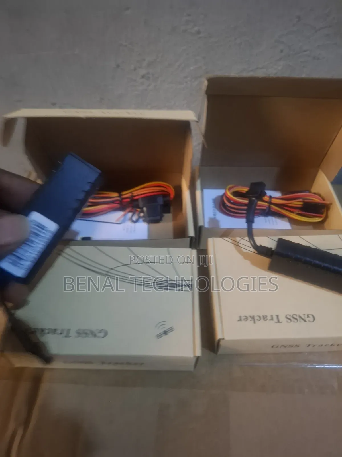 Complete Anti Theft GPS Unit for Cars and Bikes