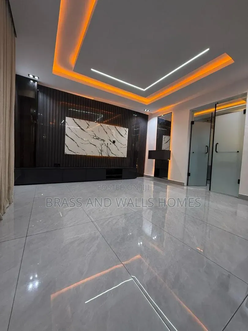 Furnished 3bdrm Apartment in Pen Cinema for sale