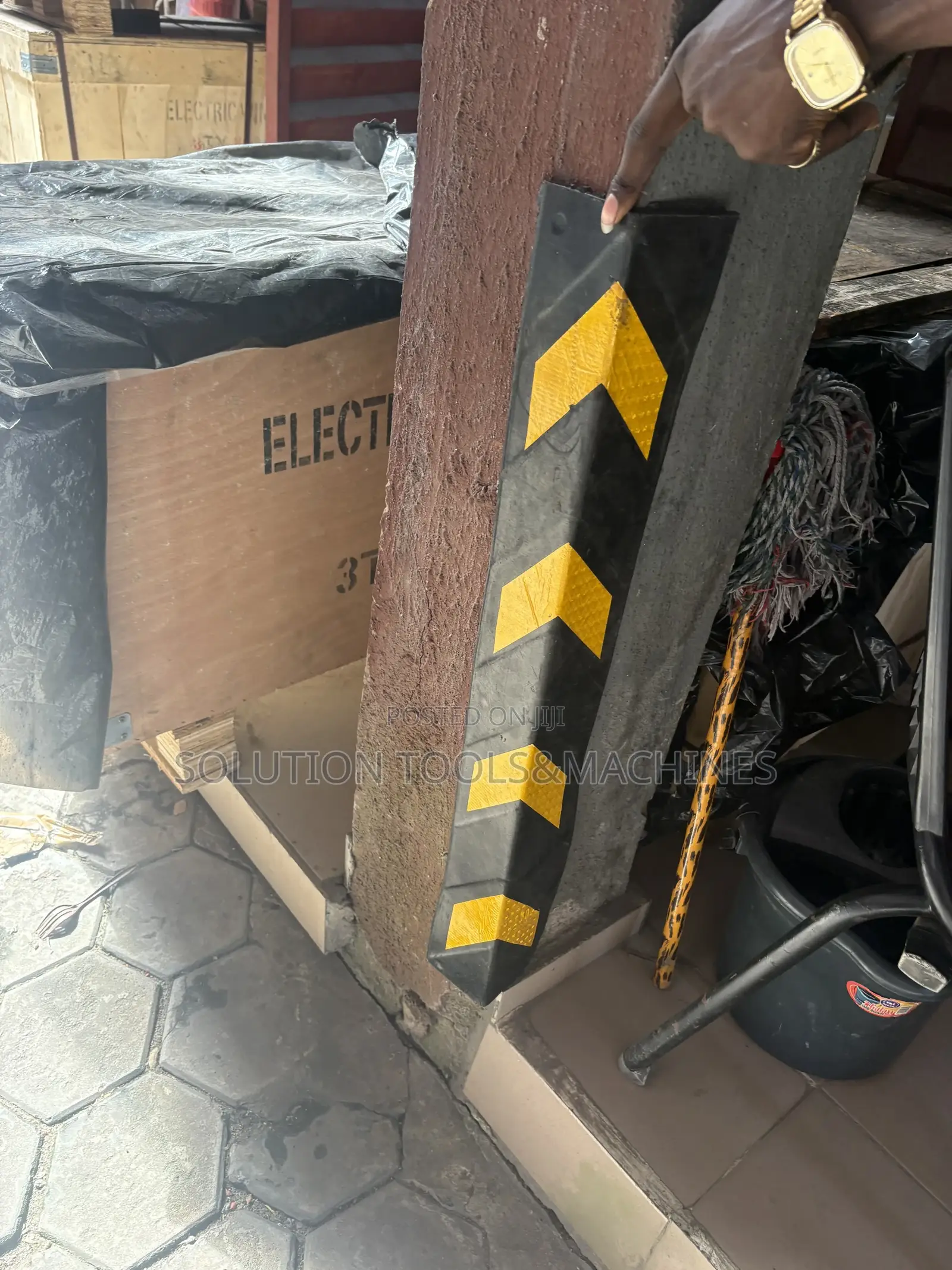 Rubber Products Rubber Corner Guard & Wall Guard for Parking