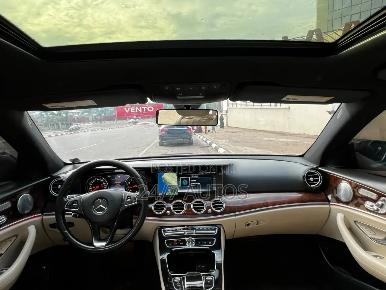 Mercedes-Benz E300 2016 Black