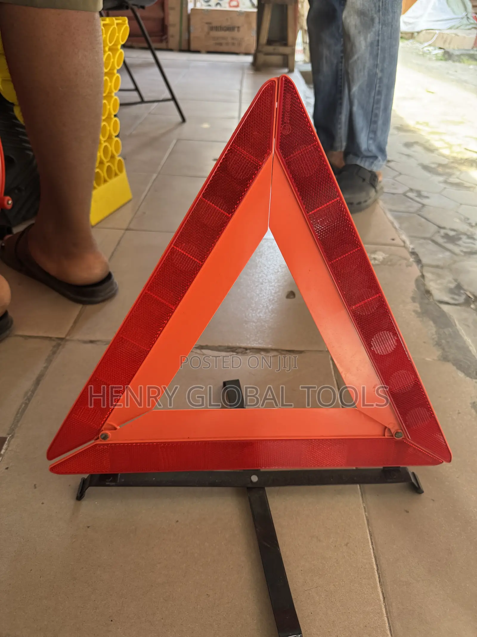 Warning Triangle / Emergency Road Reflector