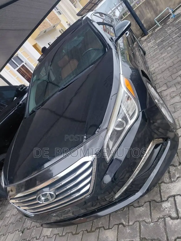 Hyundai Sonata Limited 2.0T 4dr Sedan (2.0L 4cyl Turbo 6A) 2015 Black