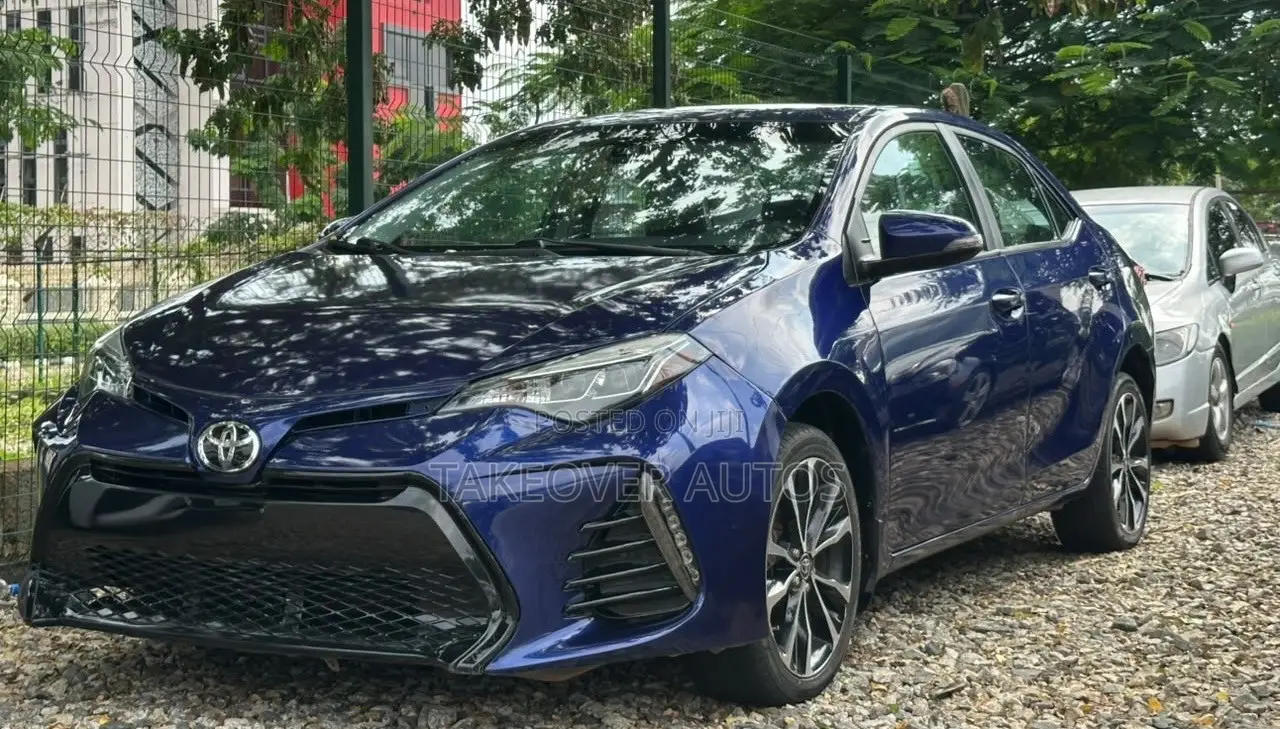 Toyota Corolla 2018 Blue