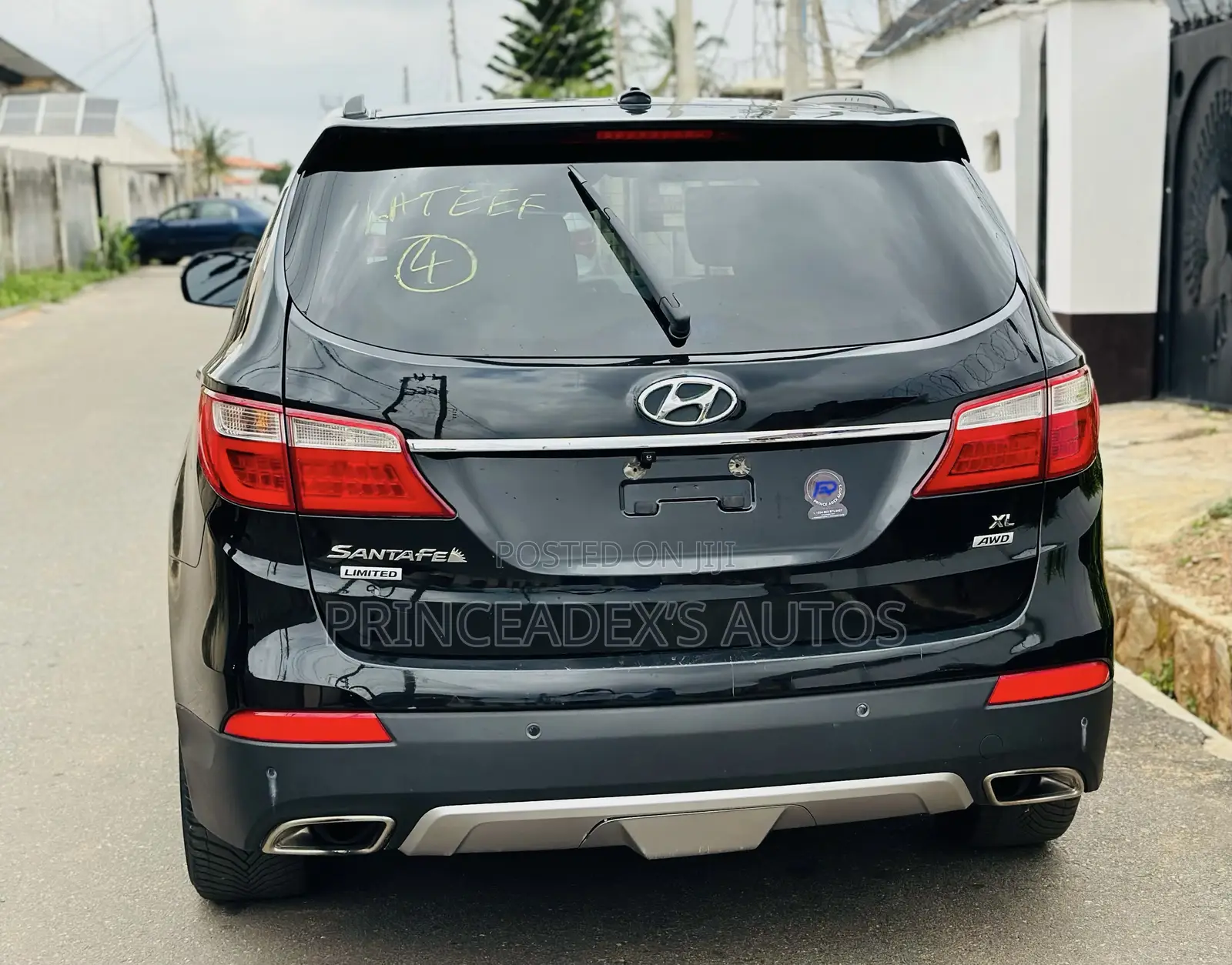 Hyundai Santa Fe Limited 4dr SUV AWD (3.3L 6cyl 6A) 2015 Black