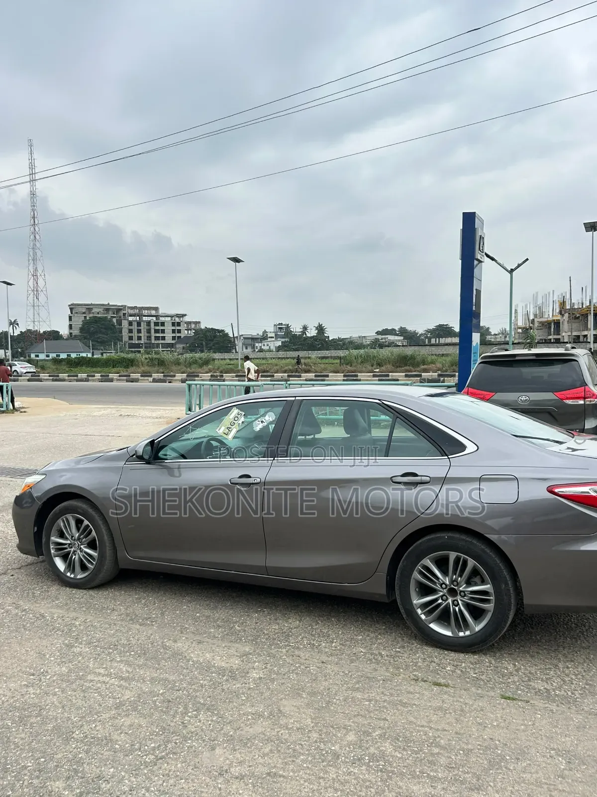 Toyota Camry 2016 Gray