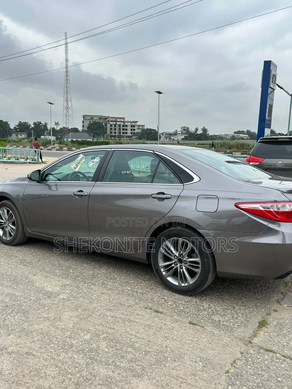 Toyota Camry 2016 Gray