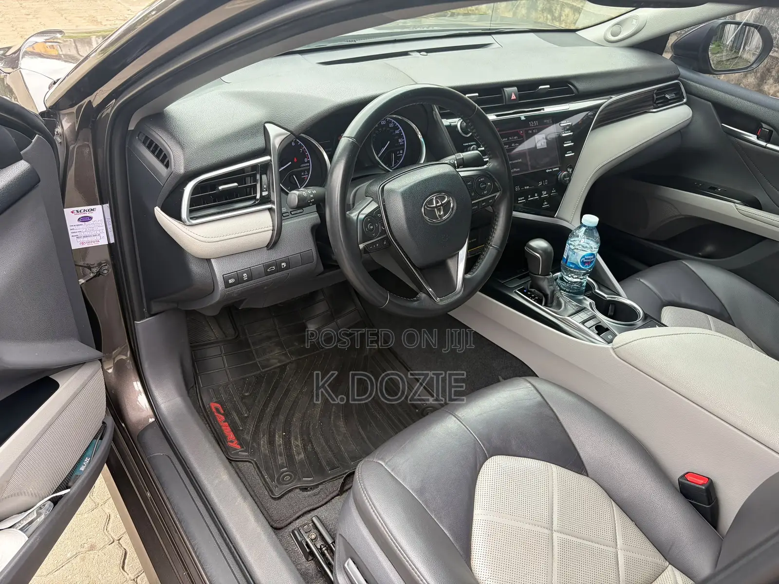 Toyota Camry XLE FWD (2.5L 4cyl 8AM) 2018 Brown