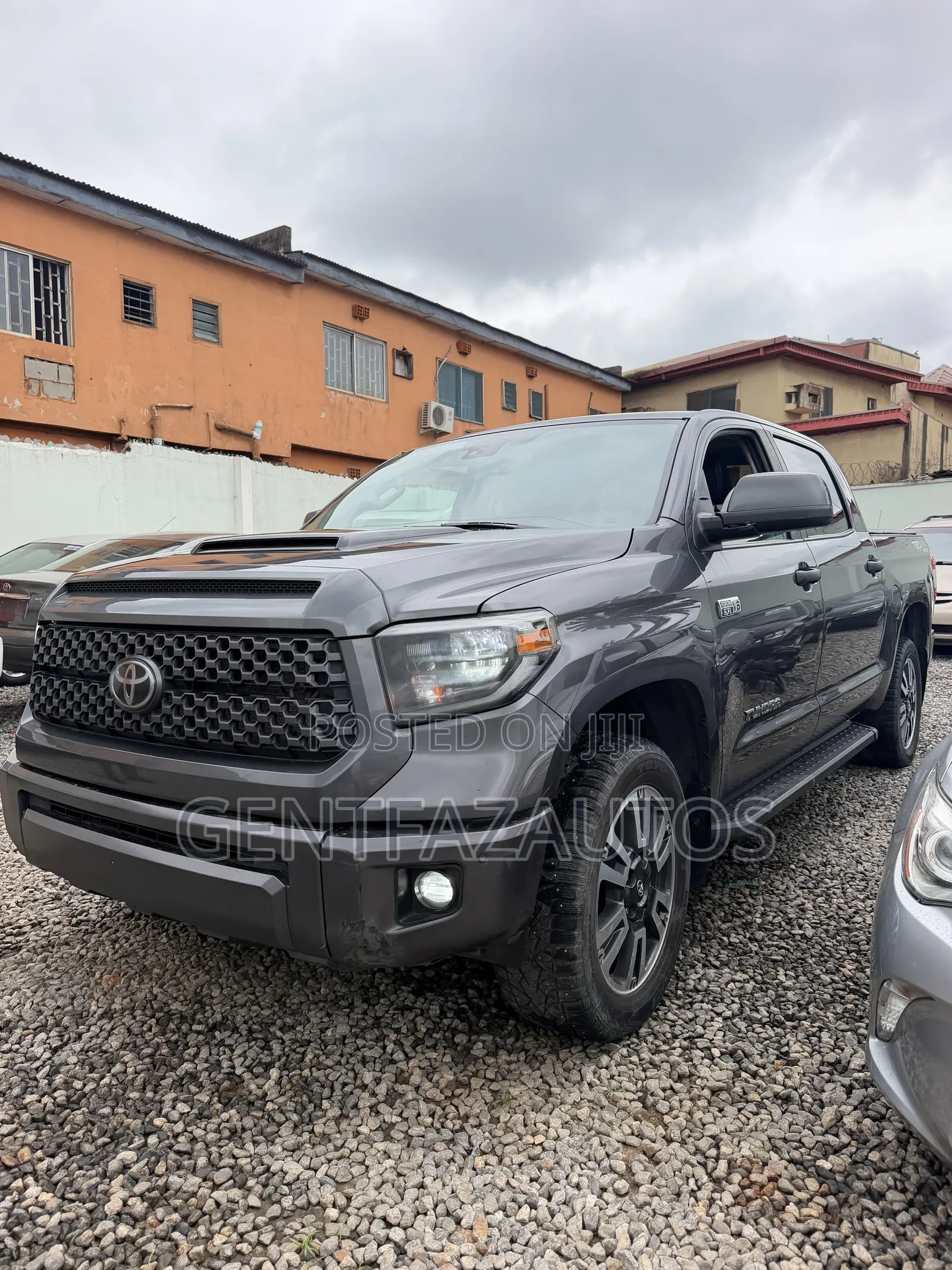 Toyota Tundra Limited 2022 Gray