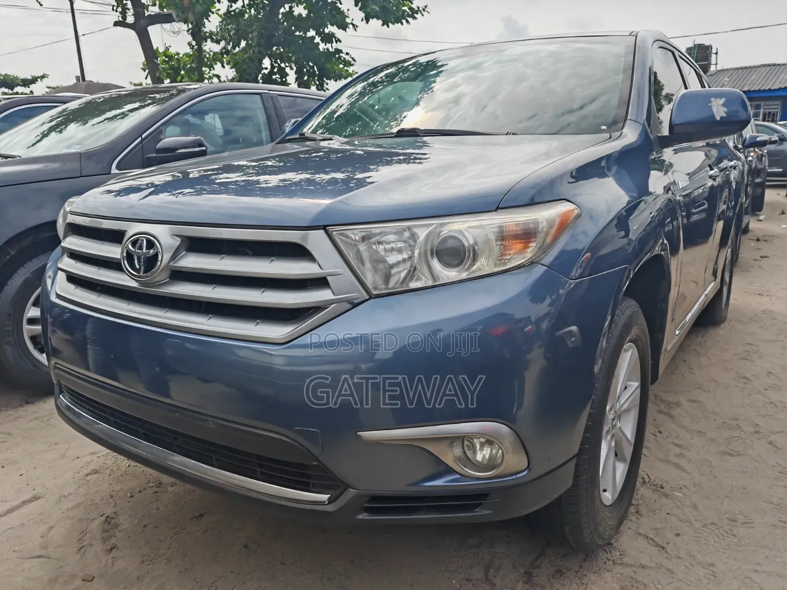 Toyota Highlander 2013 Blue