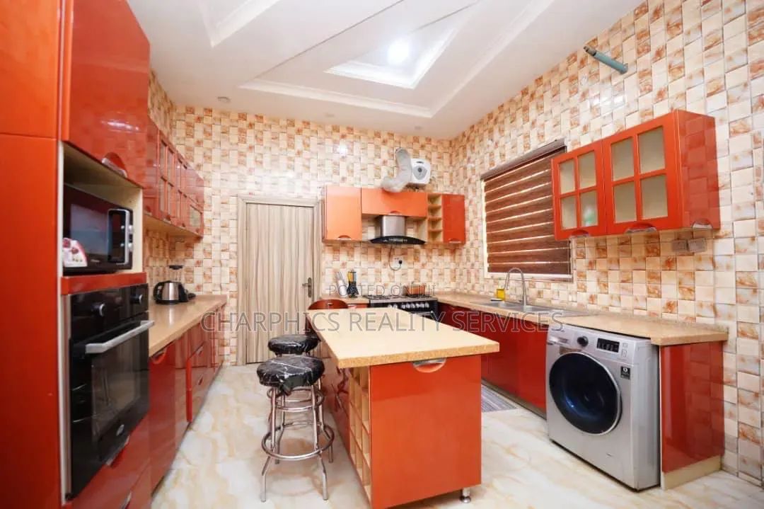 4bdrm Maisonette in Banana Island for sale