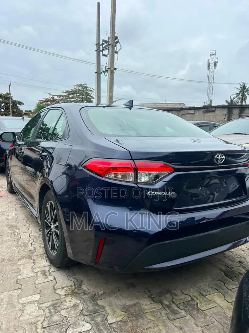 Toyota Corolla 2020 Blue