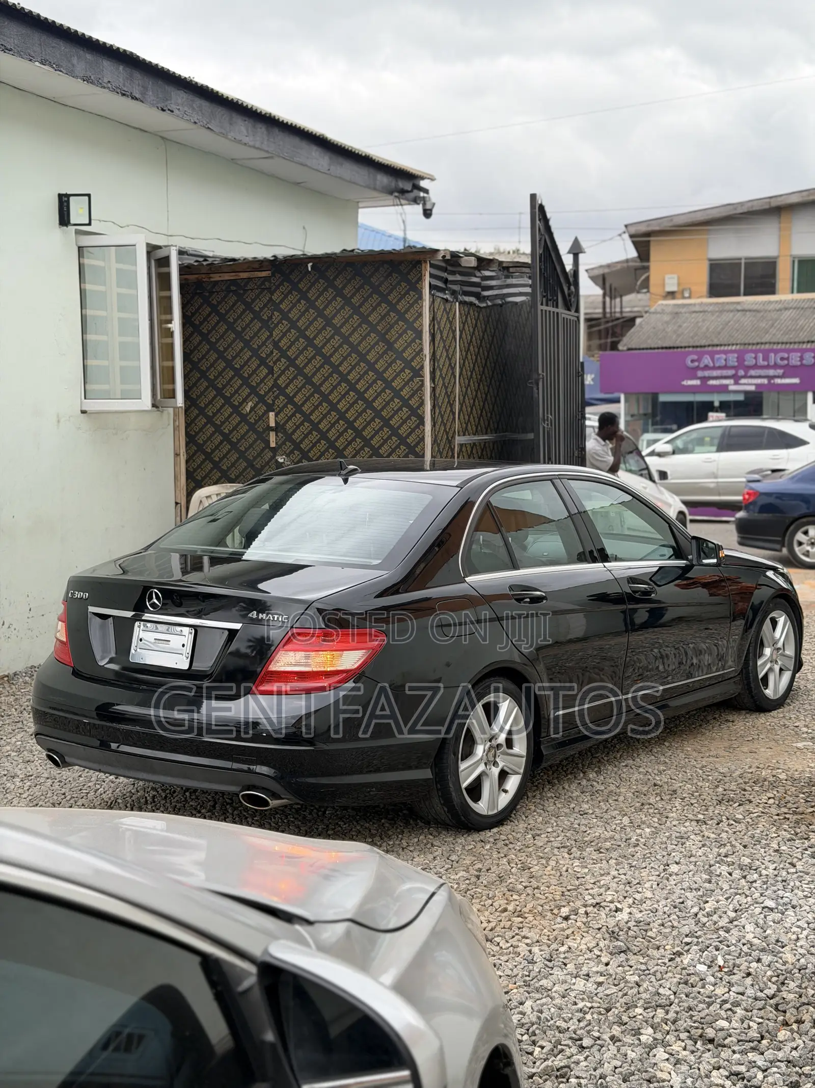 Mercedes-Benz C300 Luxury 4Matic Sedan AWD (3.0L 6cyl 7A) 2011 Black