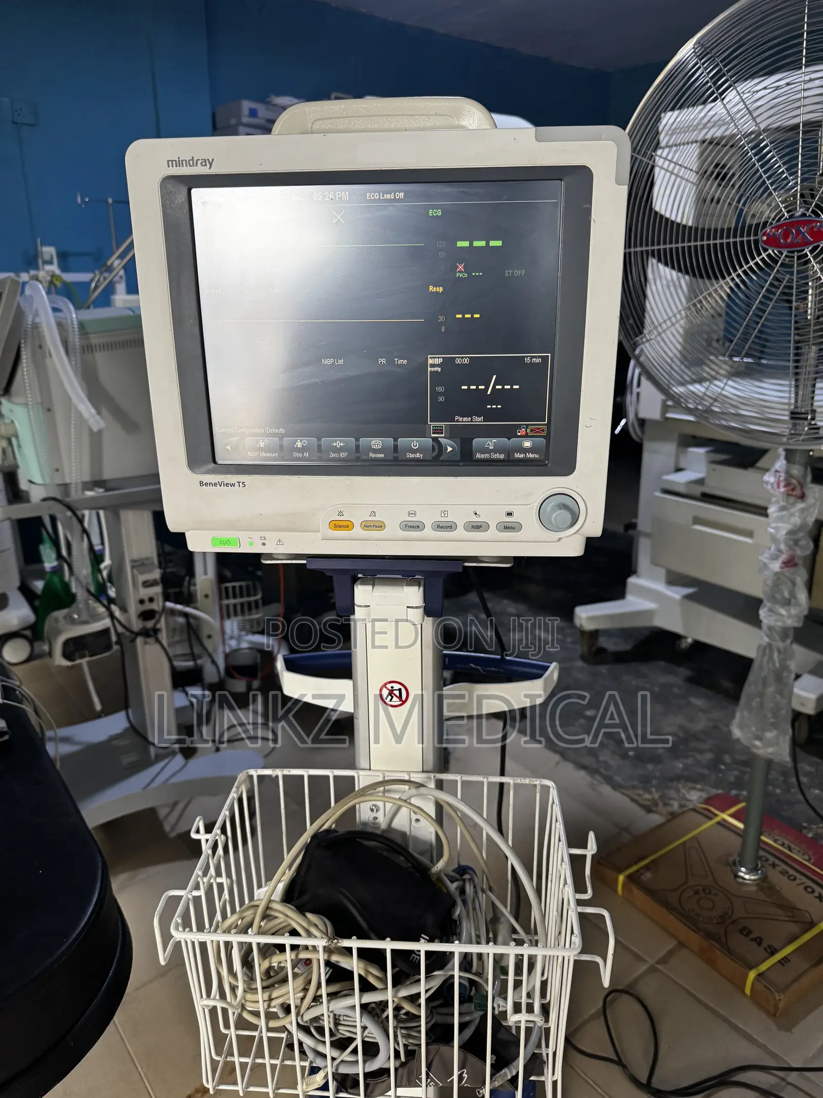 Mindray BeneT5 Patient Monitor